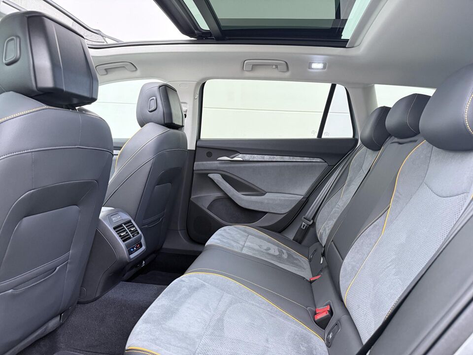 Škoda Superb Combi 1.5 TSI PHEV Edition