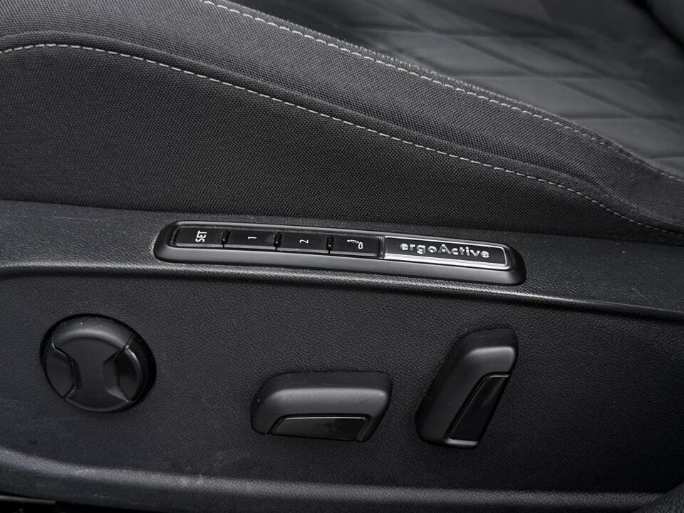 Volkswagen Golf 1.4 eHybrid Style