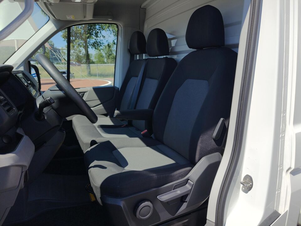 VW-Bedrijfswagens Crafter 35 2.0 TDI 140 PK L4 Trendline