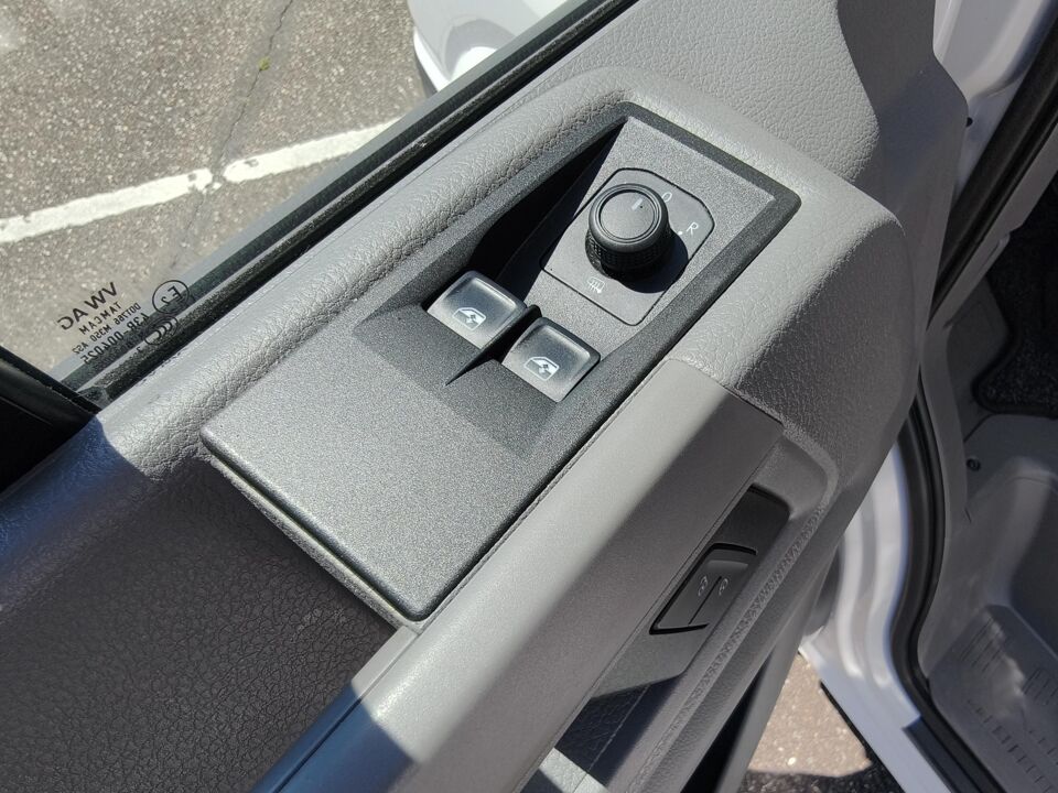 VW-Bedrijfswagens Crafter 35 2.0 TDI 140 PK L4 Trendline