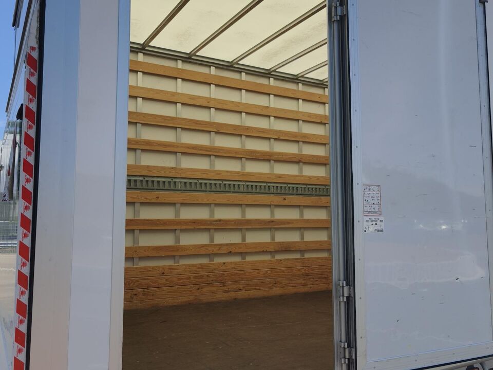 VW-Bedrijfswagens Crafter 35 2.0 TDI 140 PK L4 Trendline