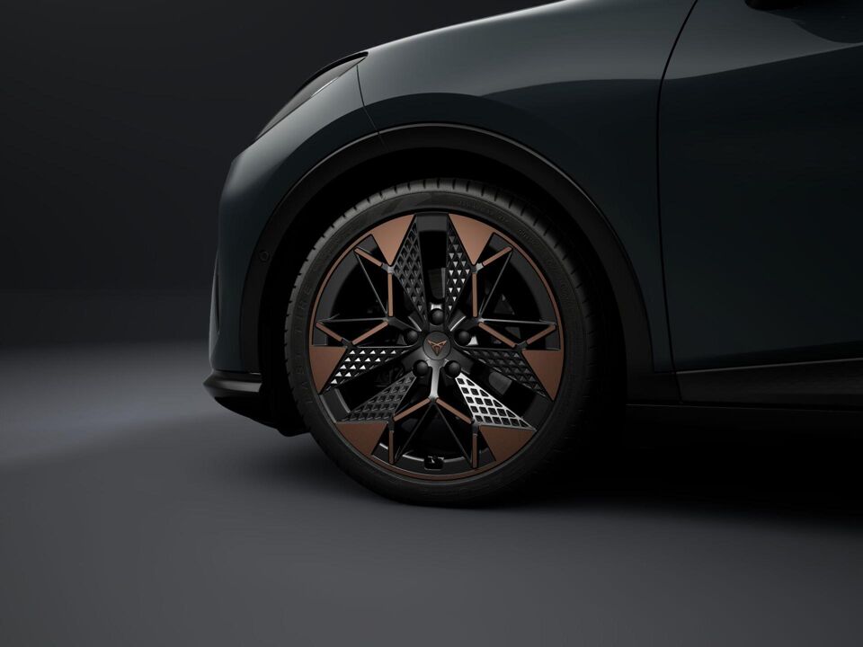 CUPRA Raval Performance First Edition 155 kW / 211 PK