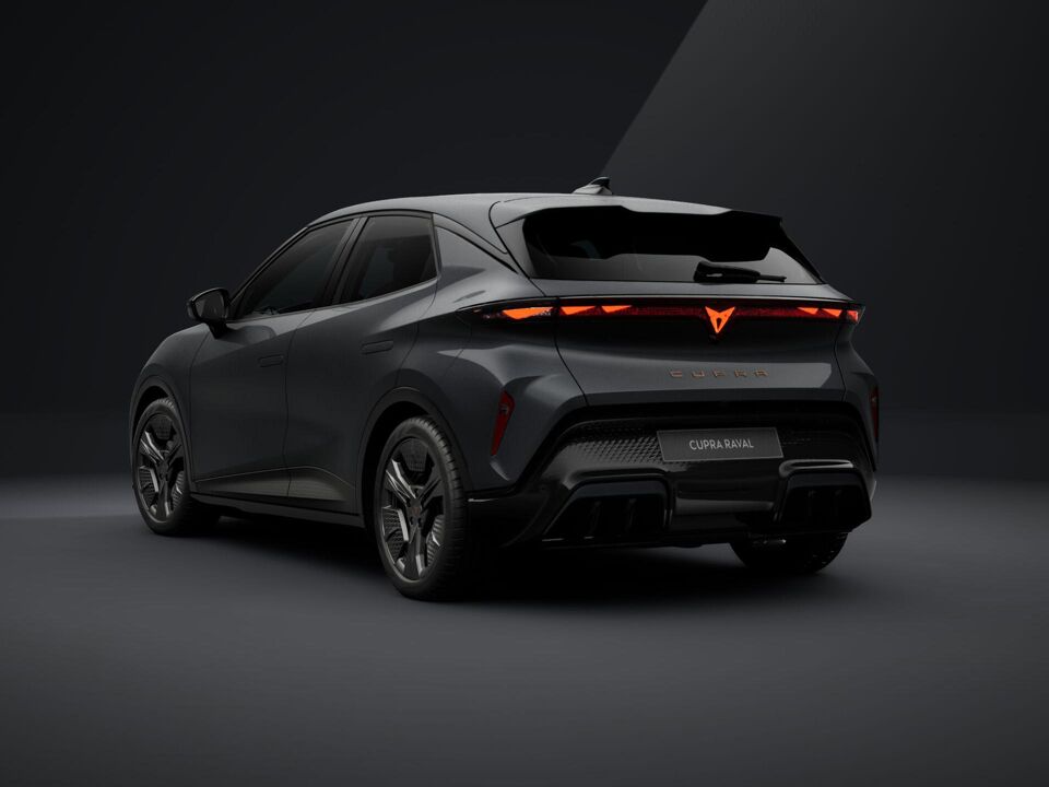 CUPRA Raval Business First Edition 155 kW / 211 PK