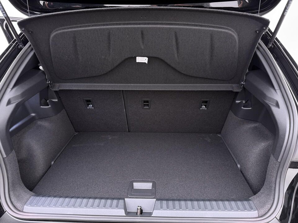 CUPRA Raval Business First Edition 155 kW / 211 PK