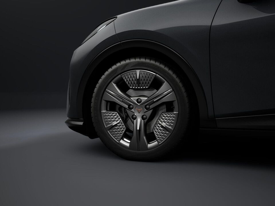 CUPRA Raval Business First Edition 155 kW / 211 PK