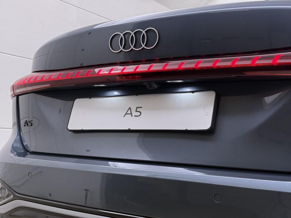 Audi A5 Limousine S edition 2.0 e-hybrid 220 kW / 299 PK