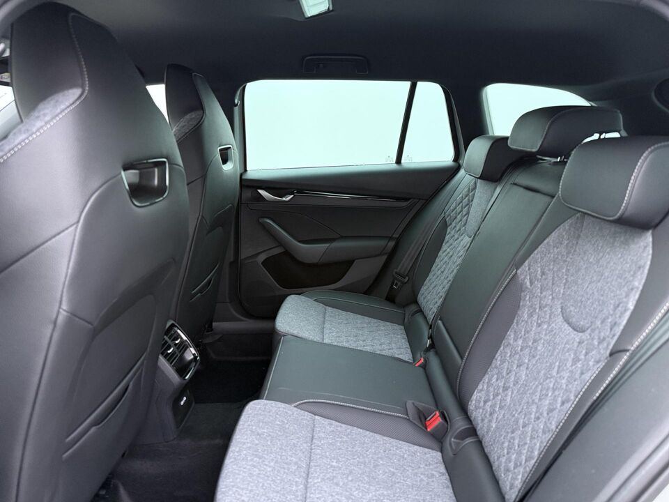 Škoda Octavia Combi Sportline Business 1.5 TSI m-HEV 110 kW / 150 PK