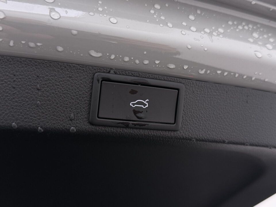 Škoda Octavia Combi Sportline Business 1.5 TSI m-HEV 110 kW / 150 PK