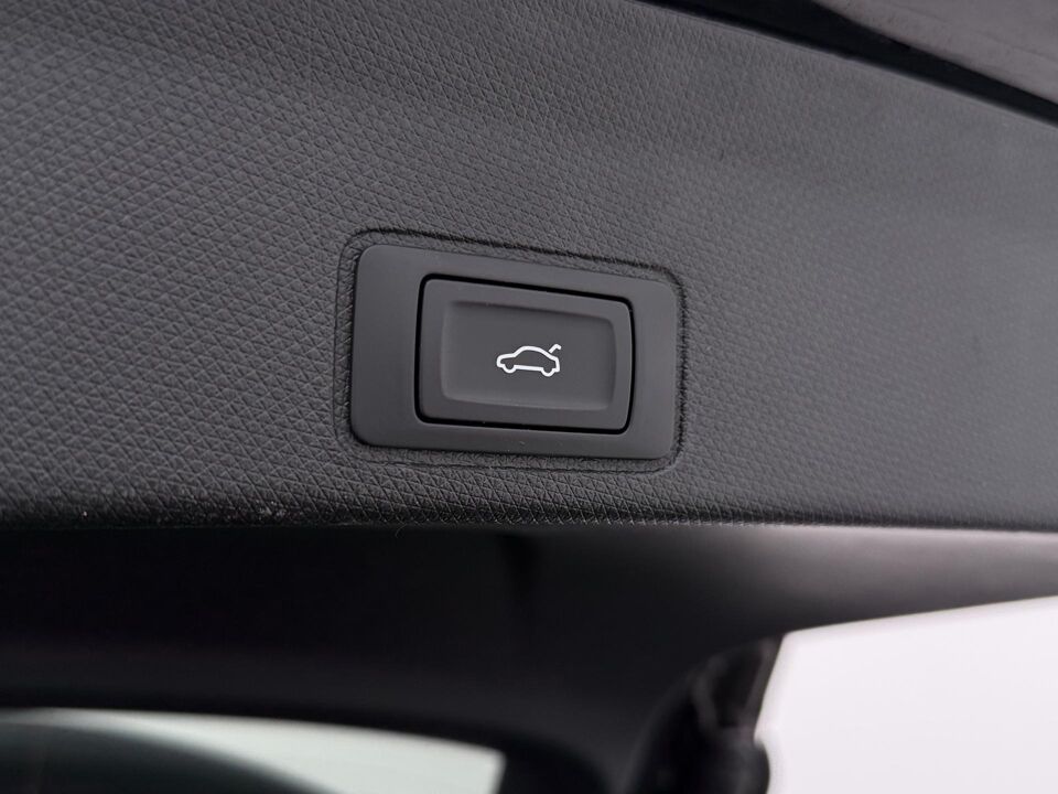CUPRA Terramar 1.5 TSI e-Hybrid Business