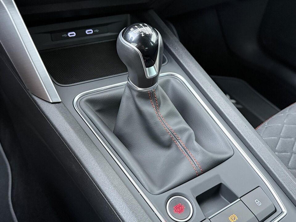 SEAT Leon 1.5 TSI FR Intense