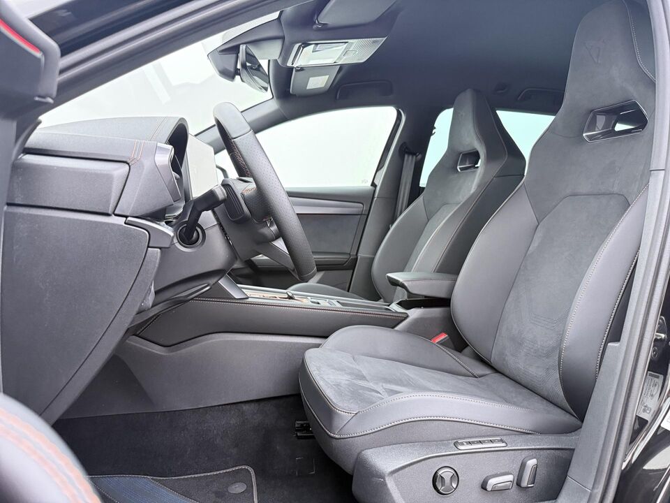 CUPRA Leon 1.5 TSI e-Hybrid Business
