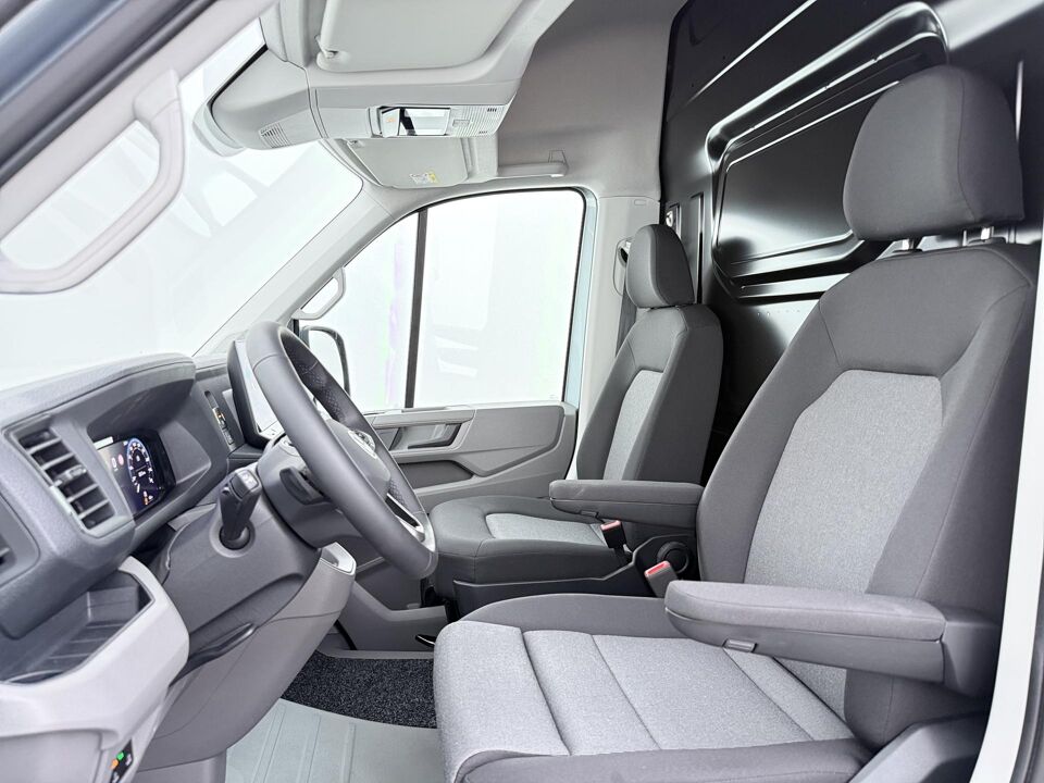 VW-Bedrijfswagens Crafter (GP) 30 2.0 TDI 140 PK Autom. L3H3 Highline