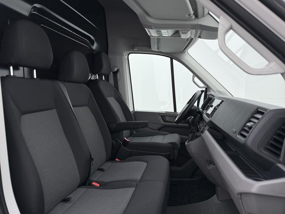VW-Bedrijfswagens Crafter 35 2.0 TDI 140 PK Aut. L3H3 Comfortline