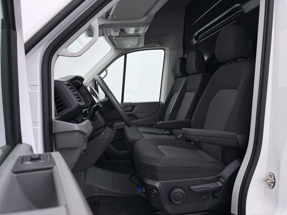 VW-Bedrijfswagens Crafter 35 2.0 TDI 140 PK L3H3 Comfortline EURO VI
