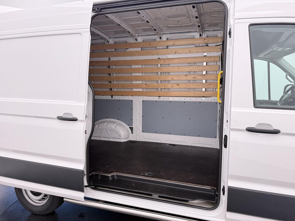 VW-Bedrijfswagens Crafter 35 2.0 TDI 140 PK L3H3 Comfortline EURO VI