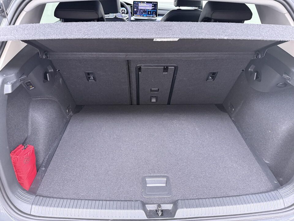 Volkswagen Golf 1.5 eTSI Life Edition