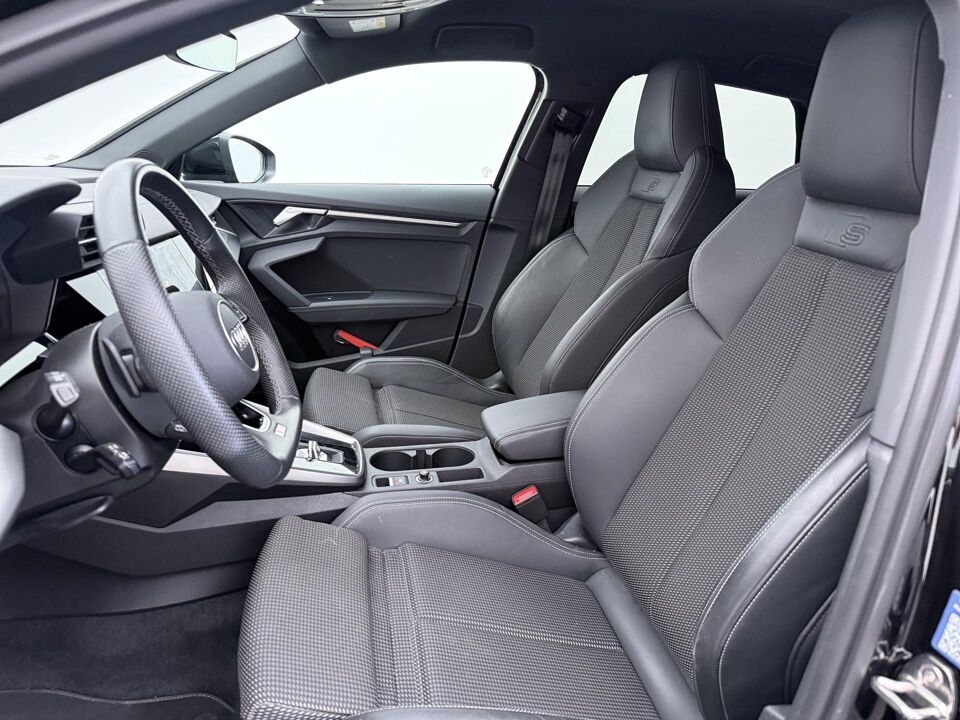 Audi A3 Sportback 30 TFSI S-line