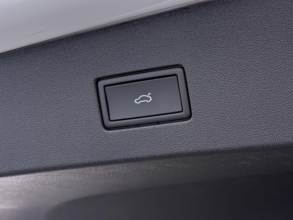 Volkswagen Tayron 1.5 eTSI R-line
