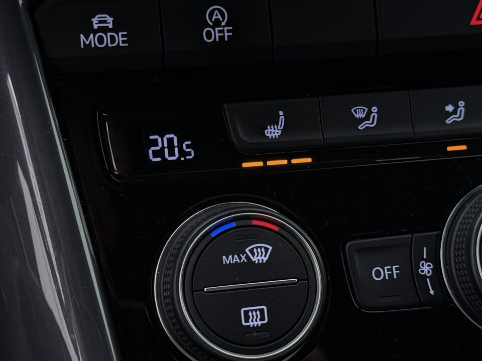 Volkswagen T-Roc 1.5 TSI Sport R-line