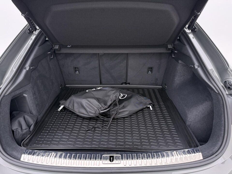 Audi Q3 Sportback 45 TFSIe S-line