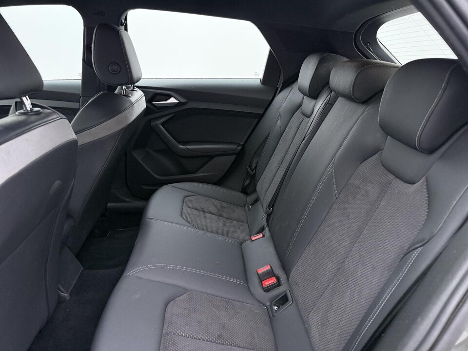 Audi A1 Sportback 30 TFSI S-Line