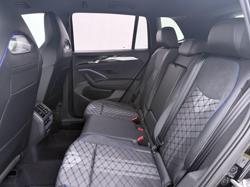 Volkswagen Tiguan 1.5 eHybrid R-Line Edition