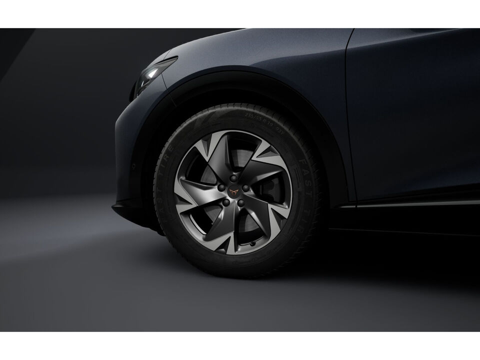 CUPRA Tavascan Business