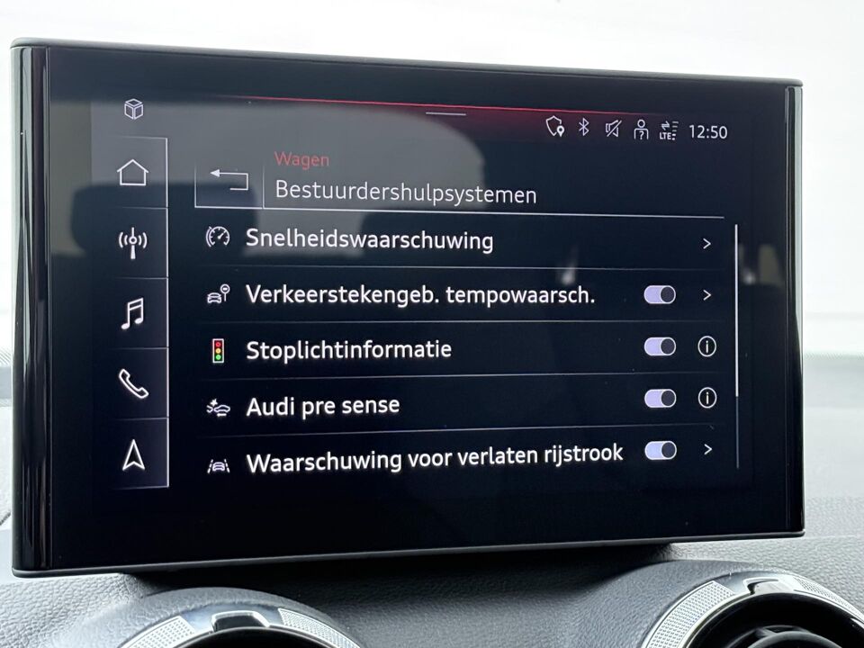 Audi Q2 35 TFSI S-line