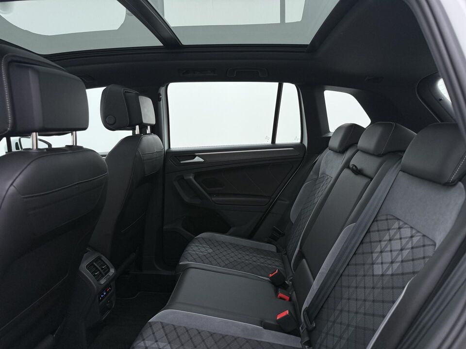 Volkswagen Tiguan 1.4 TSI eHybrid R-Line Business+