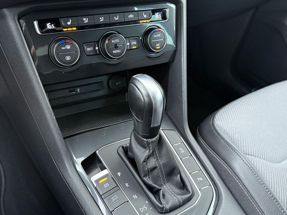 Volkswagen Tiguan 1.5 TSI ACT R-line