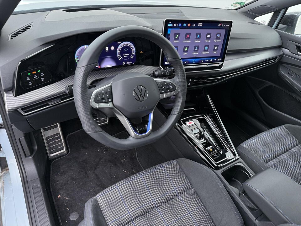 Volkswagen Golf 1.5 eHybrid GTE
