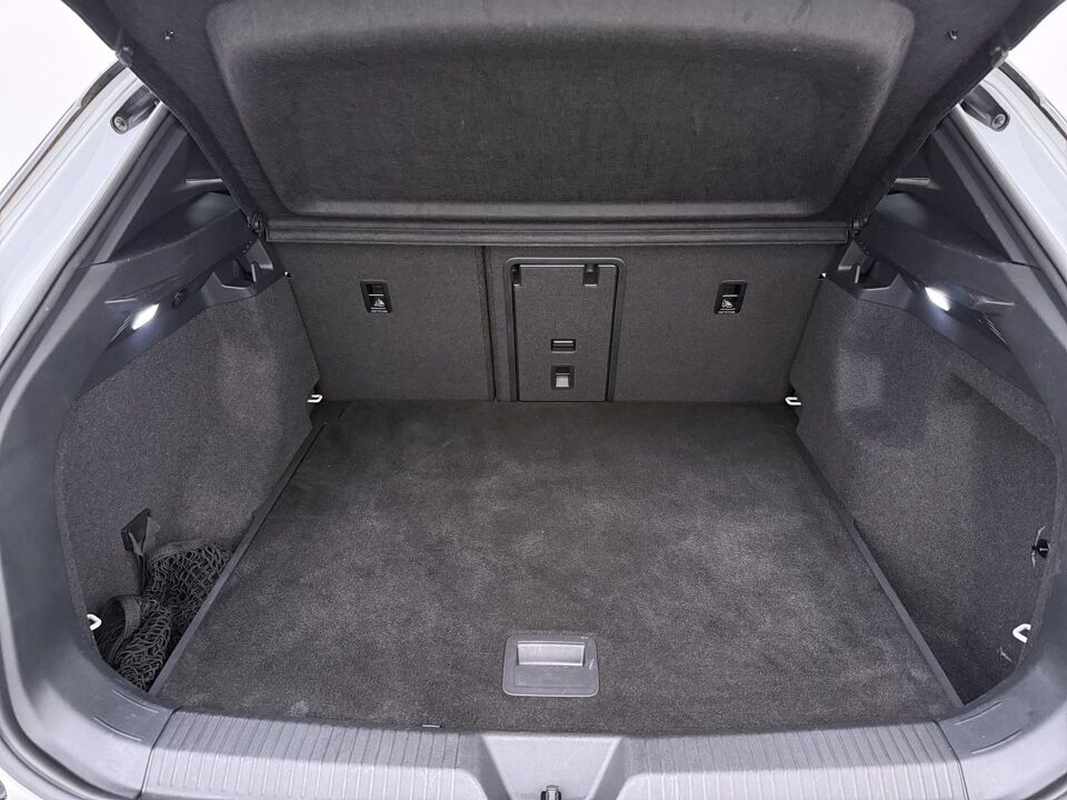 Volkswagen ID.4 Pro Max 77 kWh