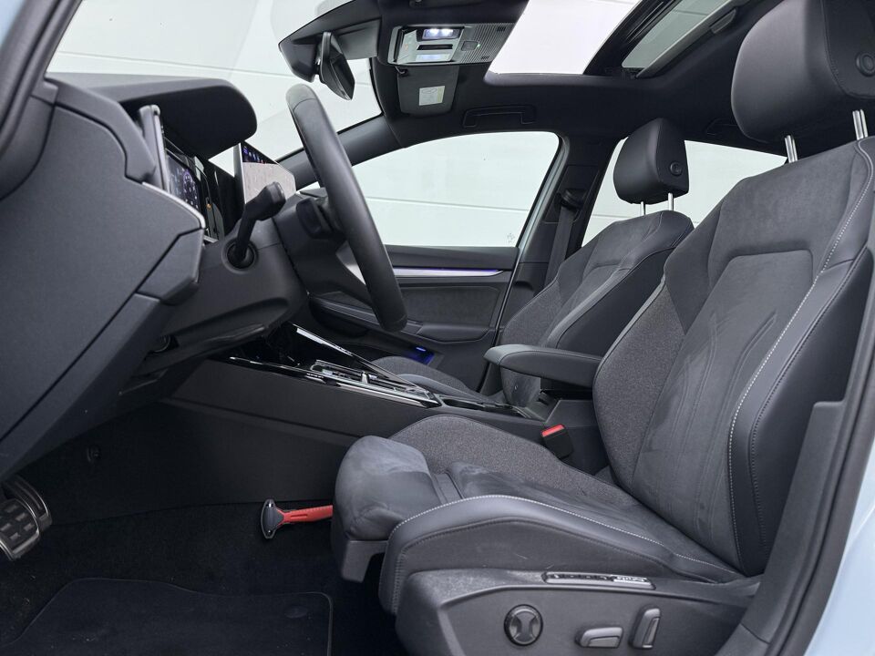 Volkswagen Golf 1.5 eHybrid 50 Edition