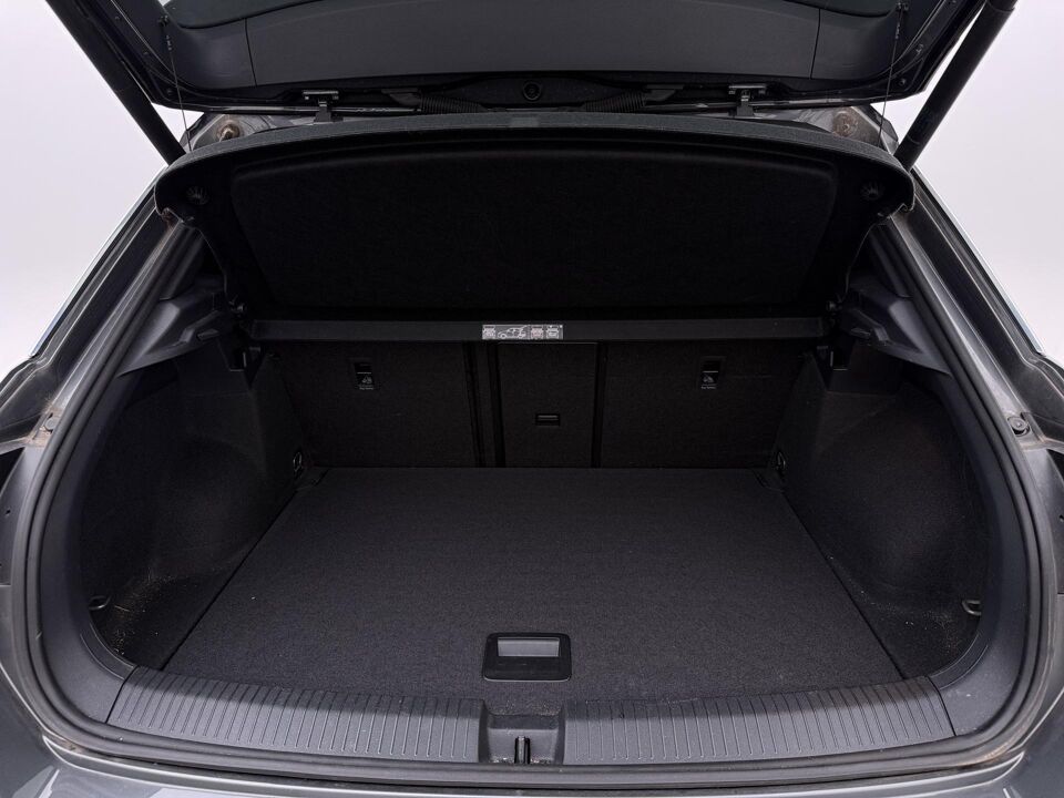 Volkswagen T-Roc 1.5 TSI Sport Business R-line