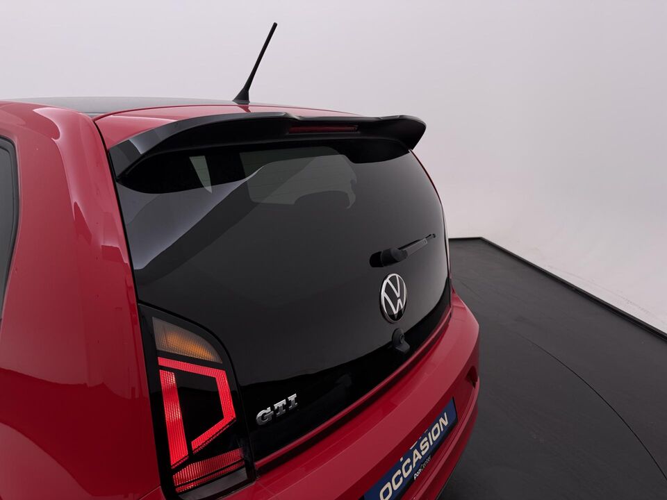 Volkswagen up! 1.0 TSI GTI