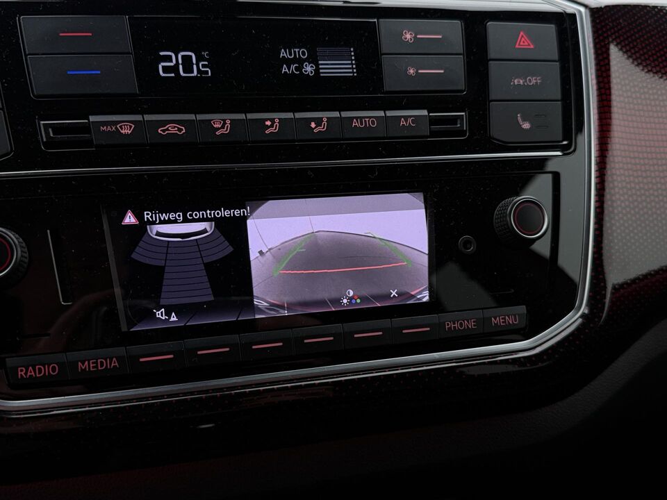 Volkswagen up! 1.0 TSI GTI