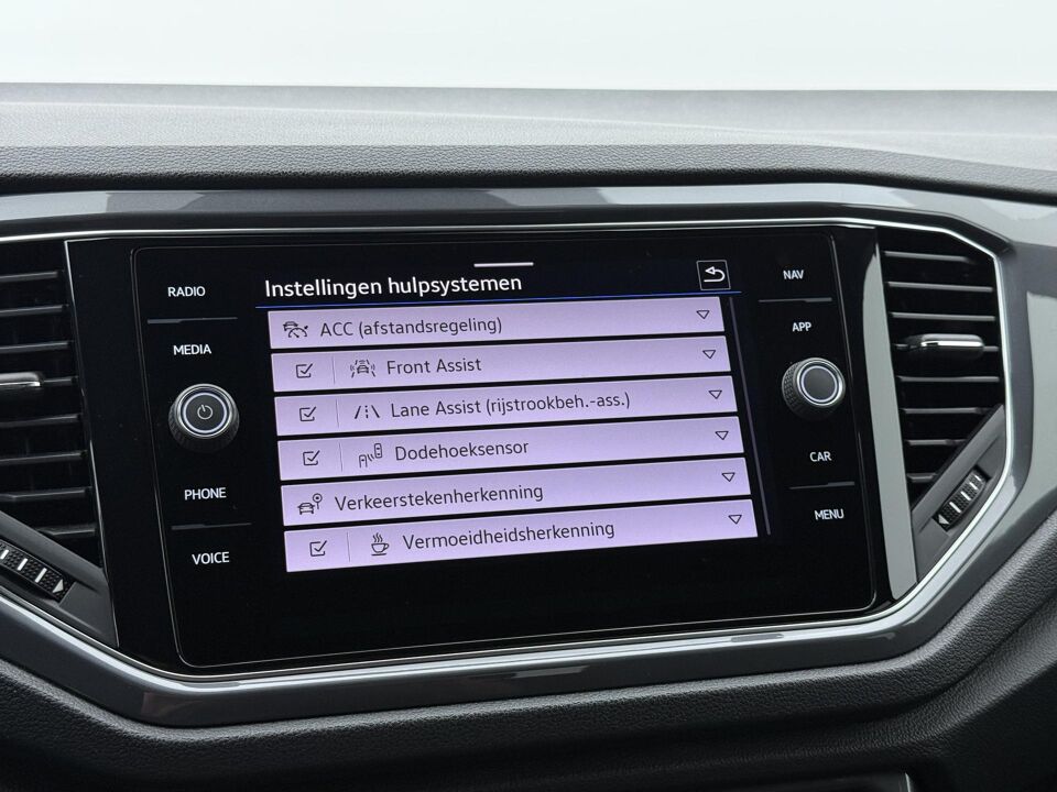 Volkswagen T-Roc 1.5 TSI Sport