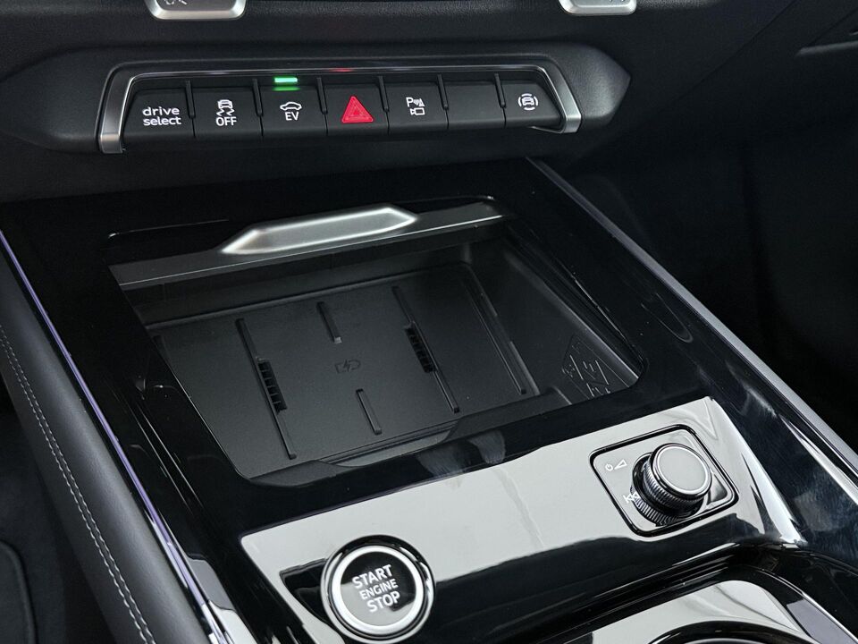 Audi Q3 S edition 1.5 e-hybrid 200 kW / 272 PK