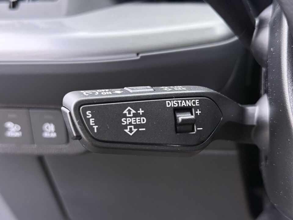 Audi Q4 e-tron S edition 45 82 kWh 210 kW / 286 PK