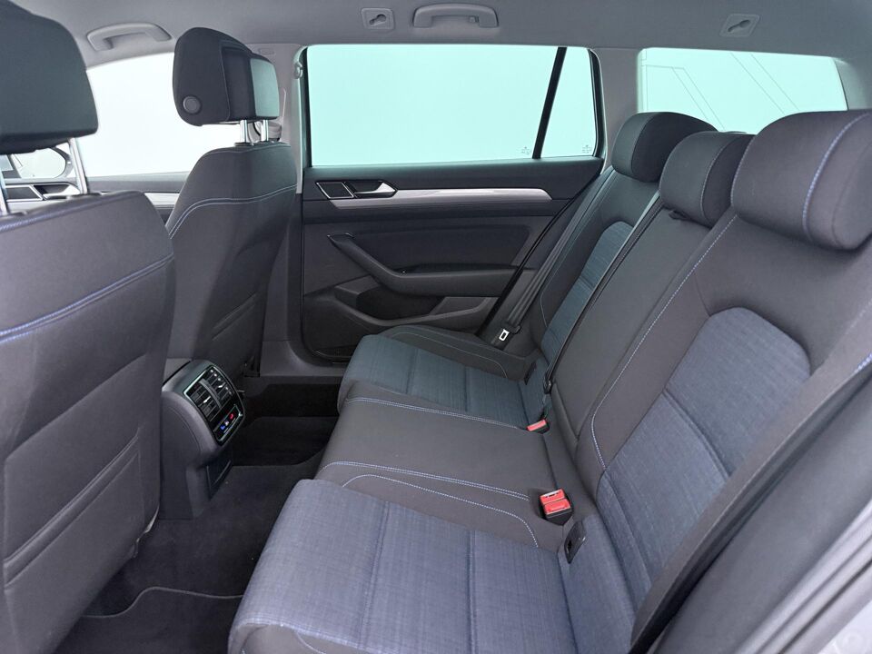 Volkswagen Passat Variant 1.4 TSI PHEV GTE Business