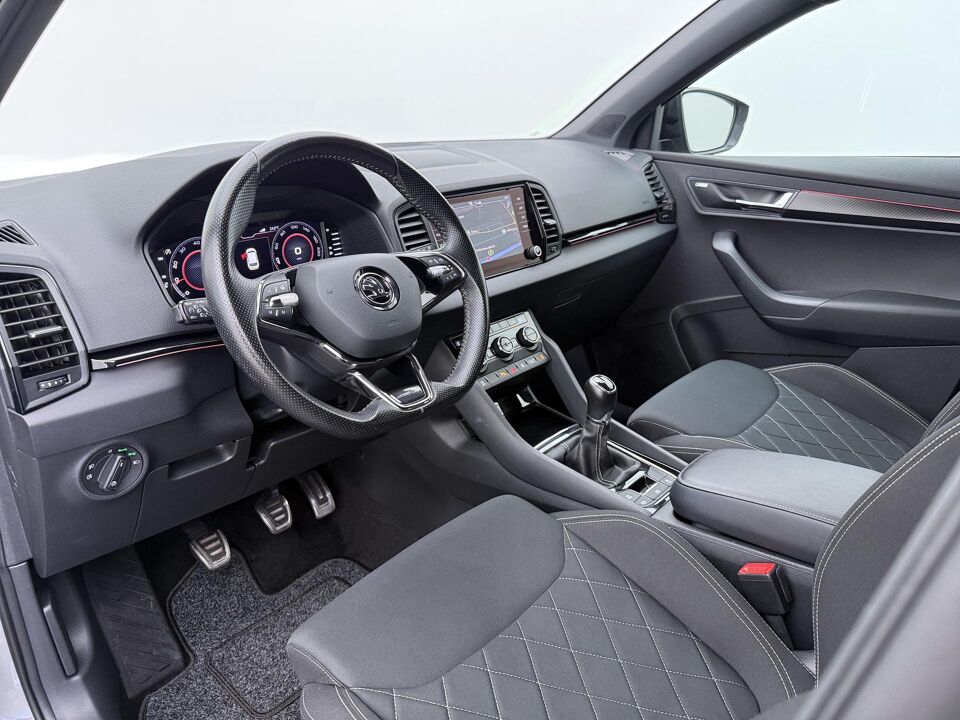 Škoda Karoq 1.5 TSI Sportline Business