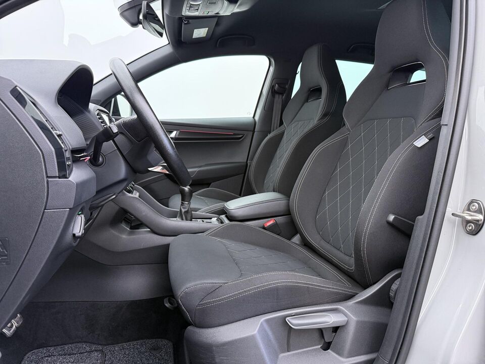 Škoda Karoq 1.5 TSI Sportline Business