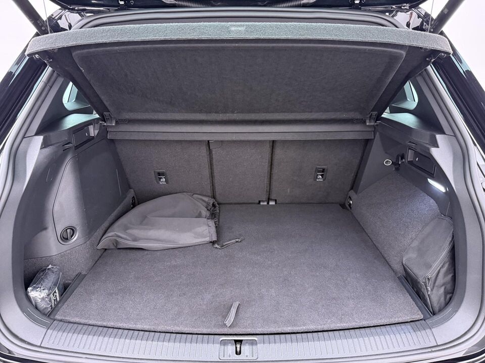 Volkswagen Tiguan 1.4 TSI eHybrid R-Line Business