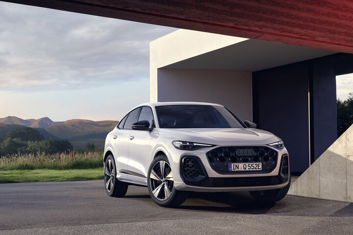 Audi Q5 e-hybrid quattro - grill