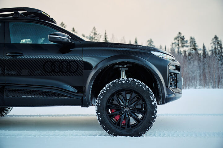 Audi Q6 e-tron offroad concept -2