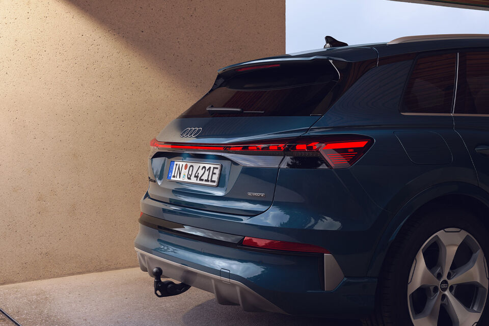 Nieuwe Audi Q4 e-tron rechtsachter close up