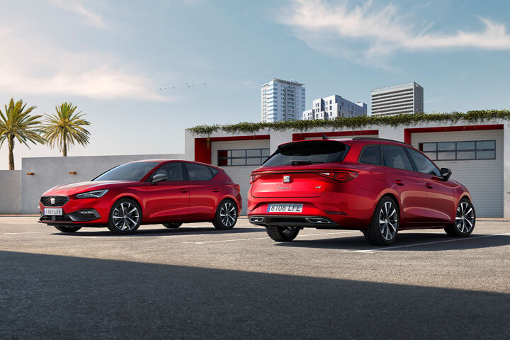 SEAT Leon plug-in hero mobile