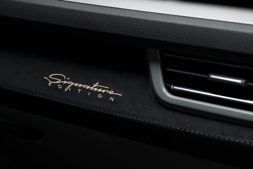 Signature Edition - 13