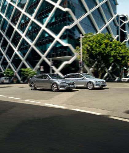 SKODA SUPERB COMBI - Content 16