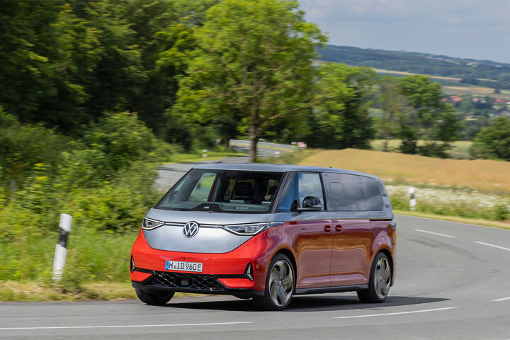 volkswagen-id-buzz-rood-zilver-voorkant